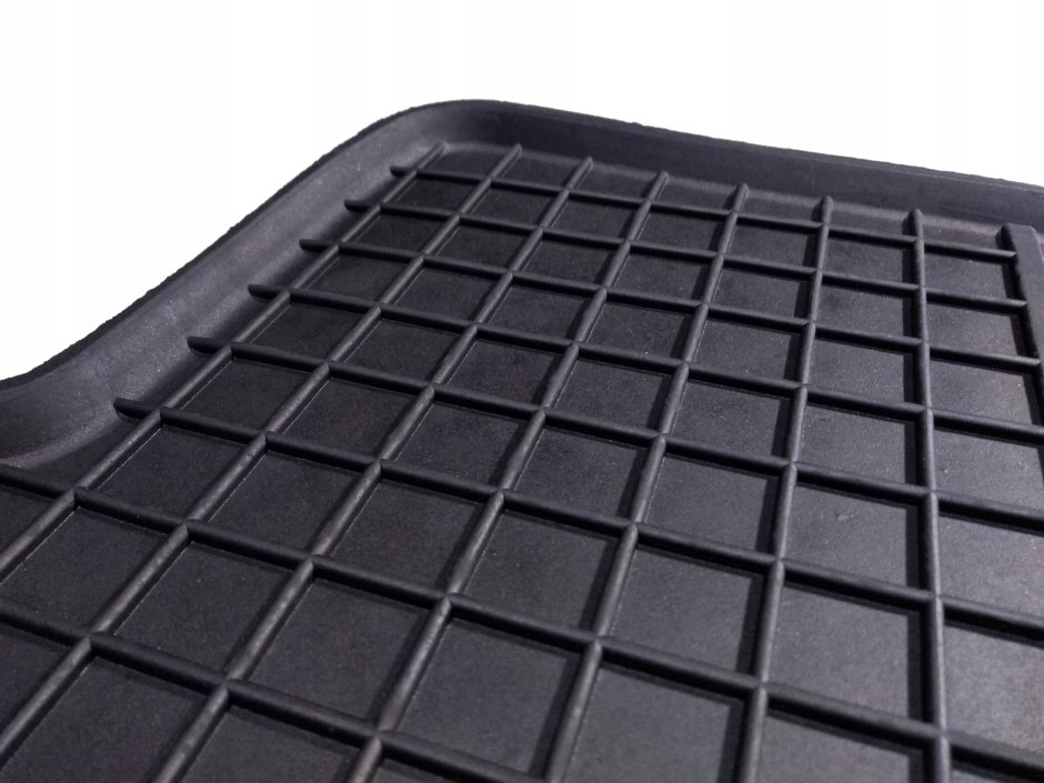 Резиновый коврик с бортиками 1000х1000