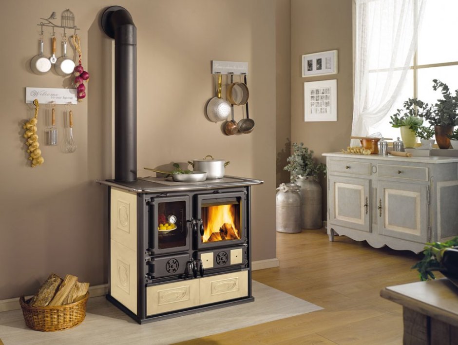 Камин на даче