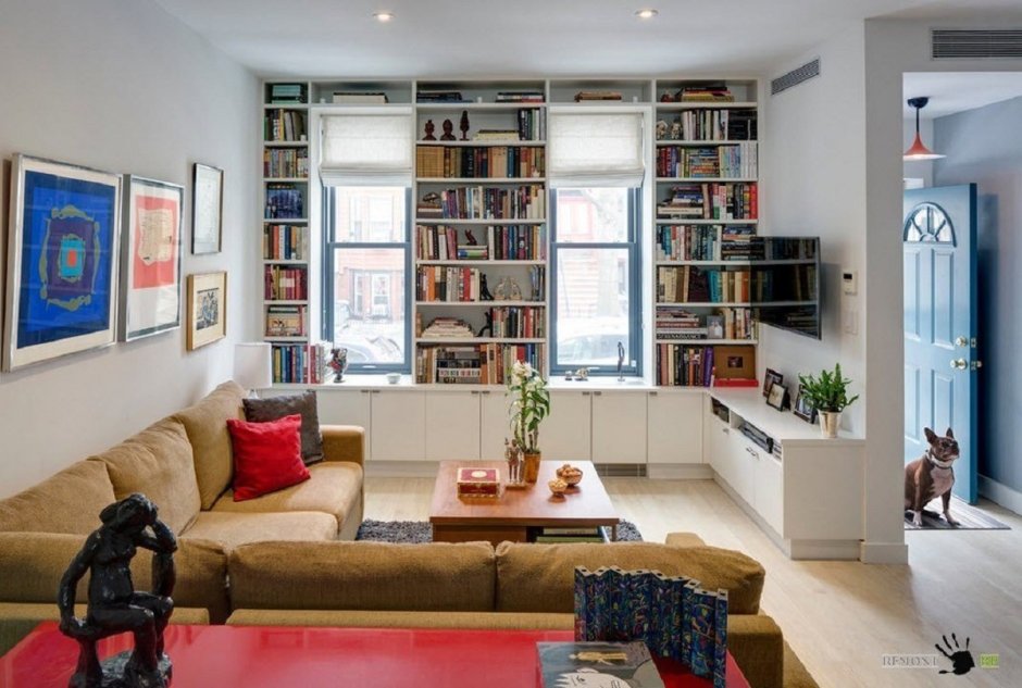 Подвесной шкаф в кабинет