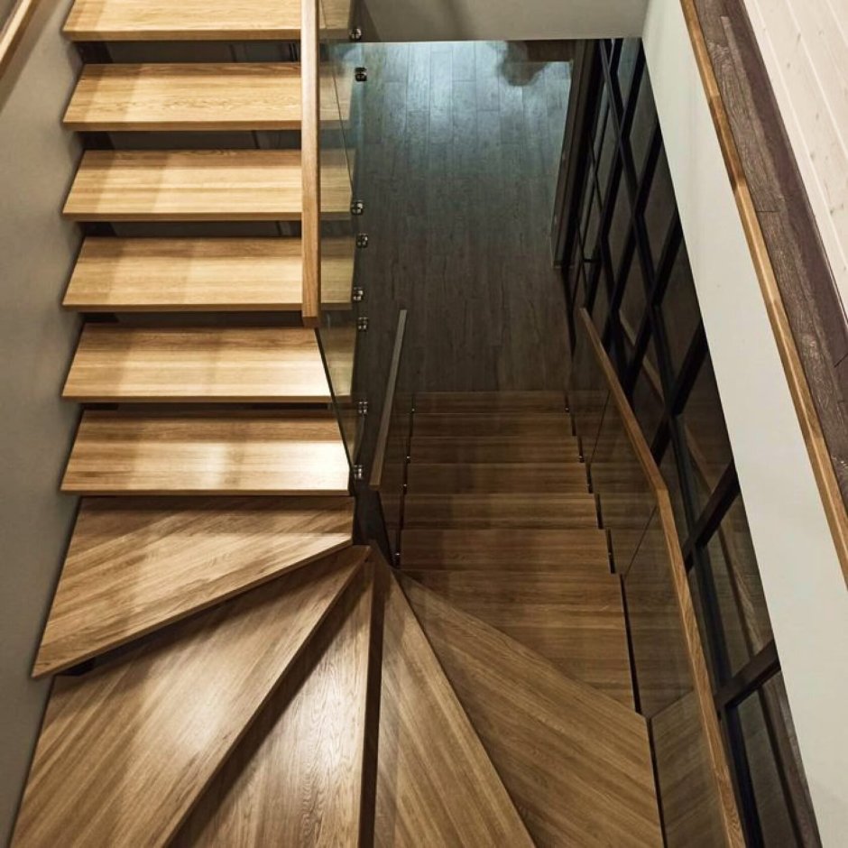 Лестница в проем 2х2м