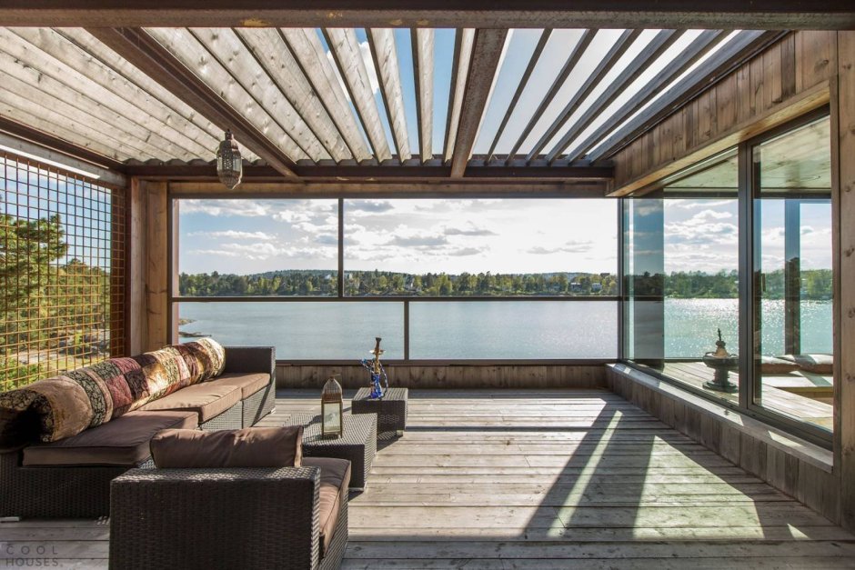 Интерьер застекленной веранды