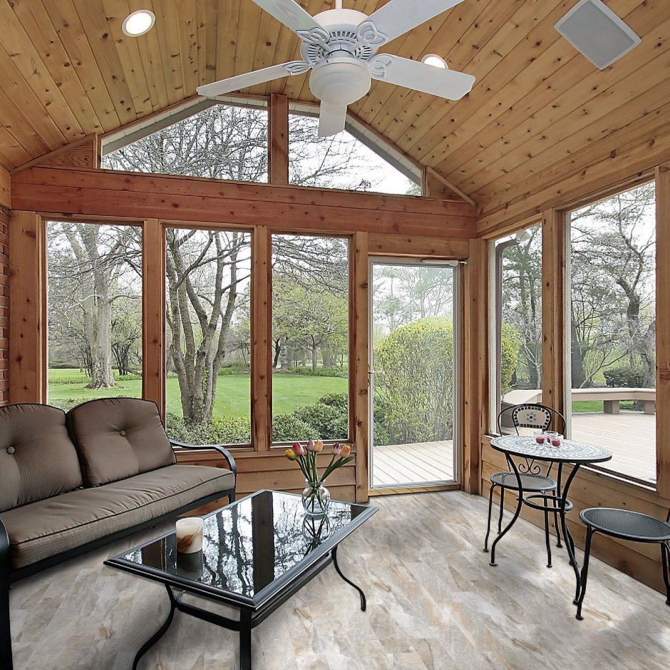 Остекление веранды Рехау