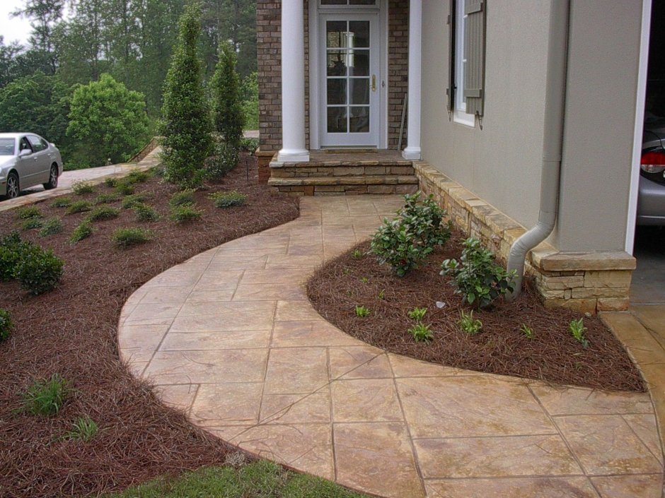 Дорожка в саду печатный бетон