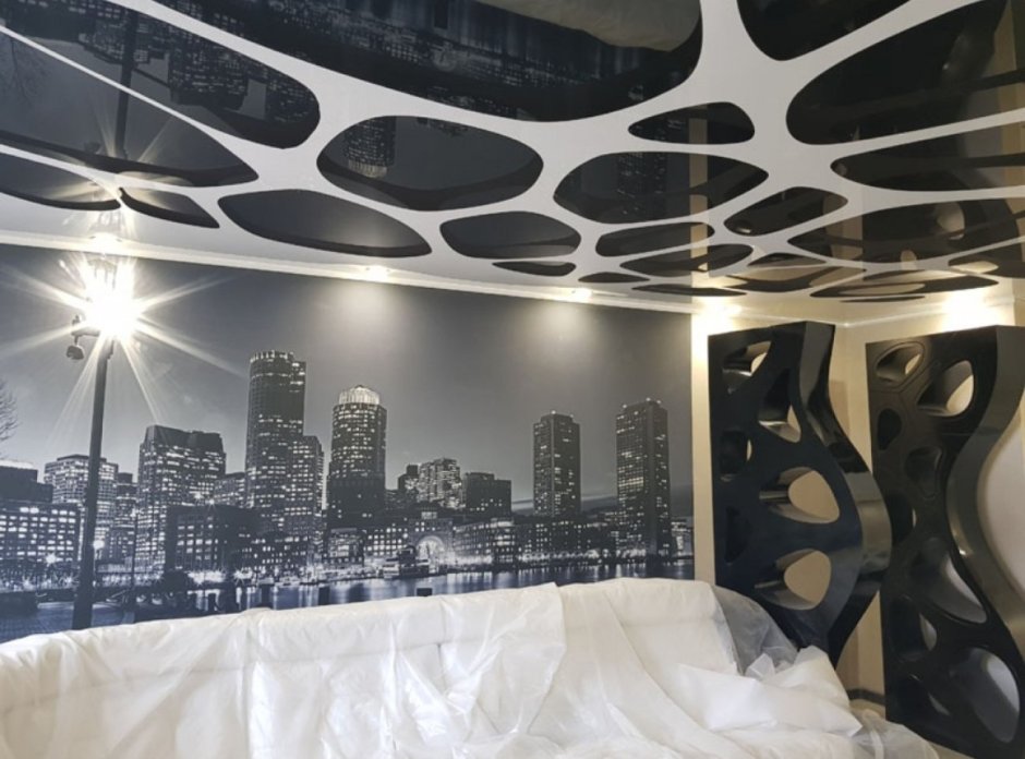 Натяжные потолки с цветами