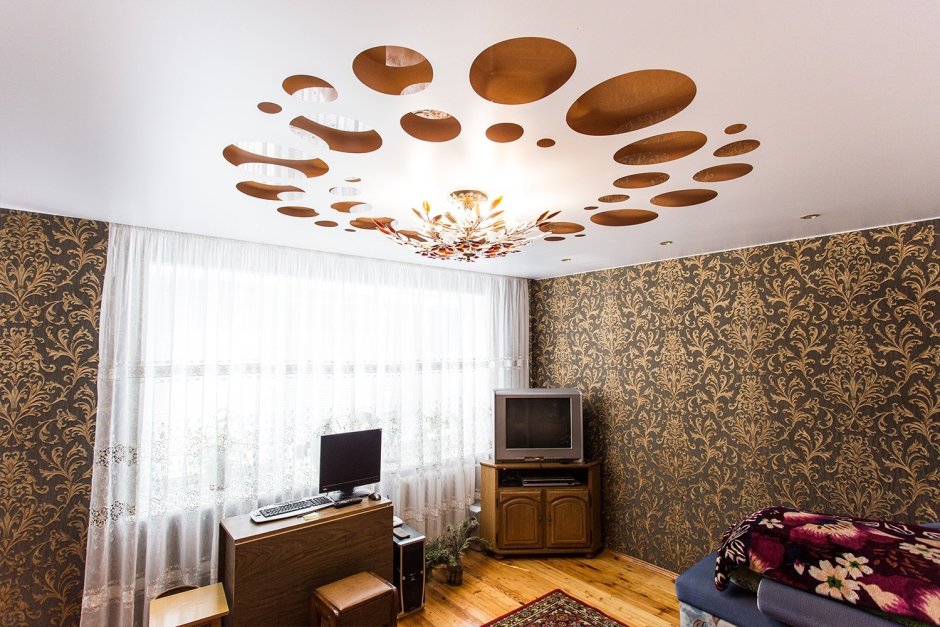 Фотопечать на потолке черно белая