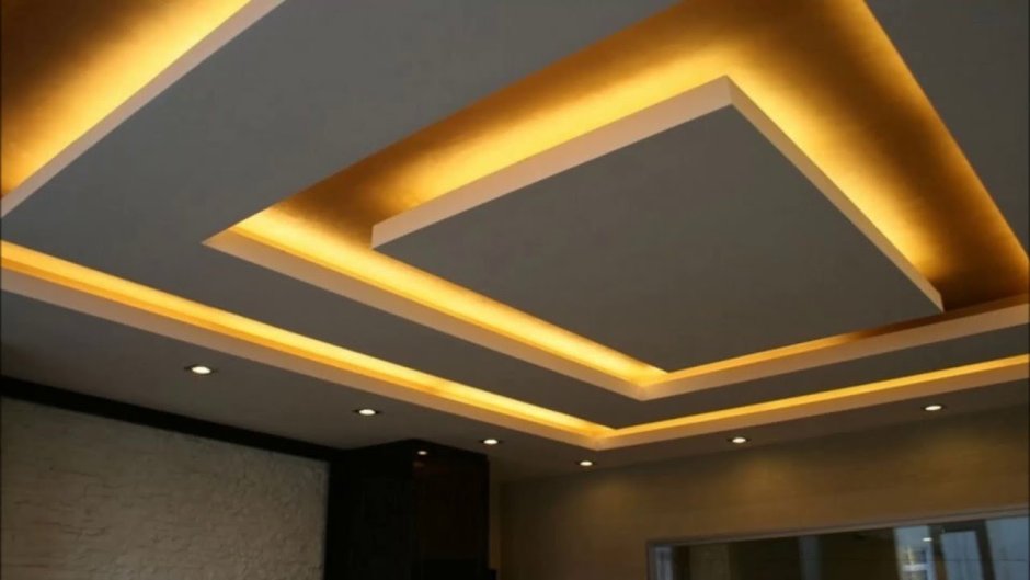 Спальня с косым потолком