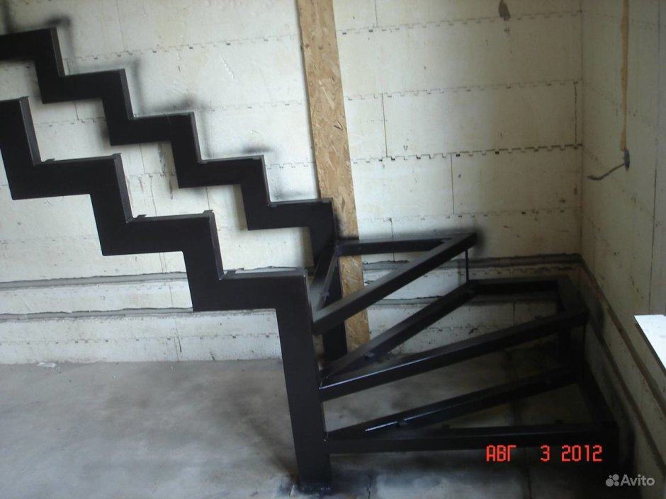 Сварка каркаса лестницы