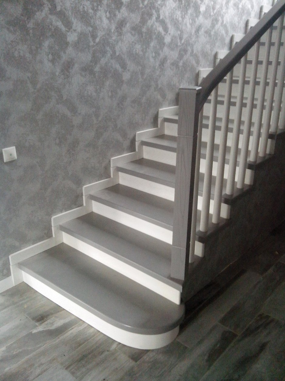 Отделка лестницы из бетона