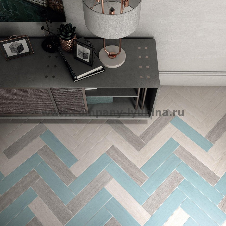 Плитка кирпичик эквип