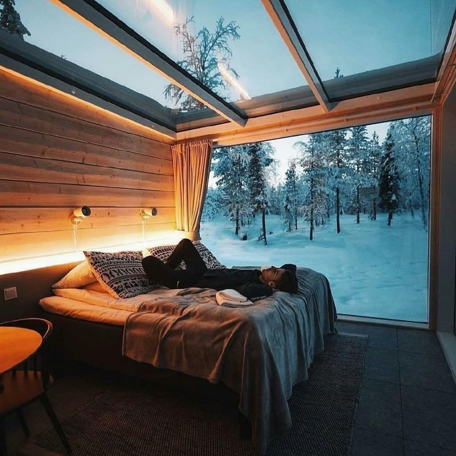 Дом со стеклянной крышей