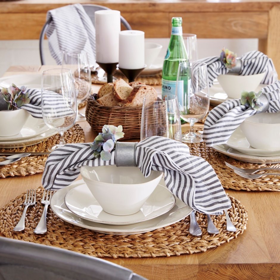 Посуда для сервировки стола