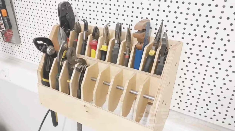 Ящик из вагонки для инструментов