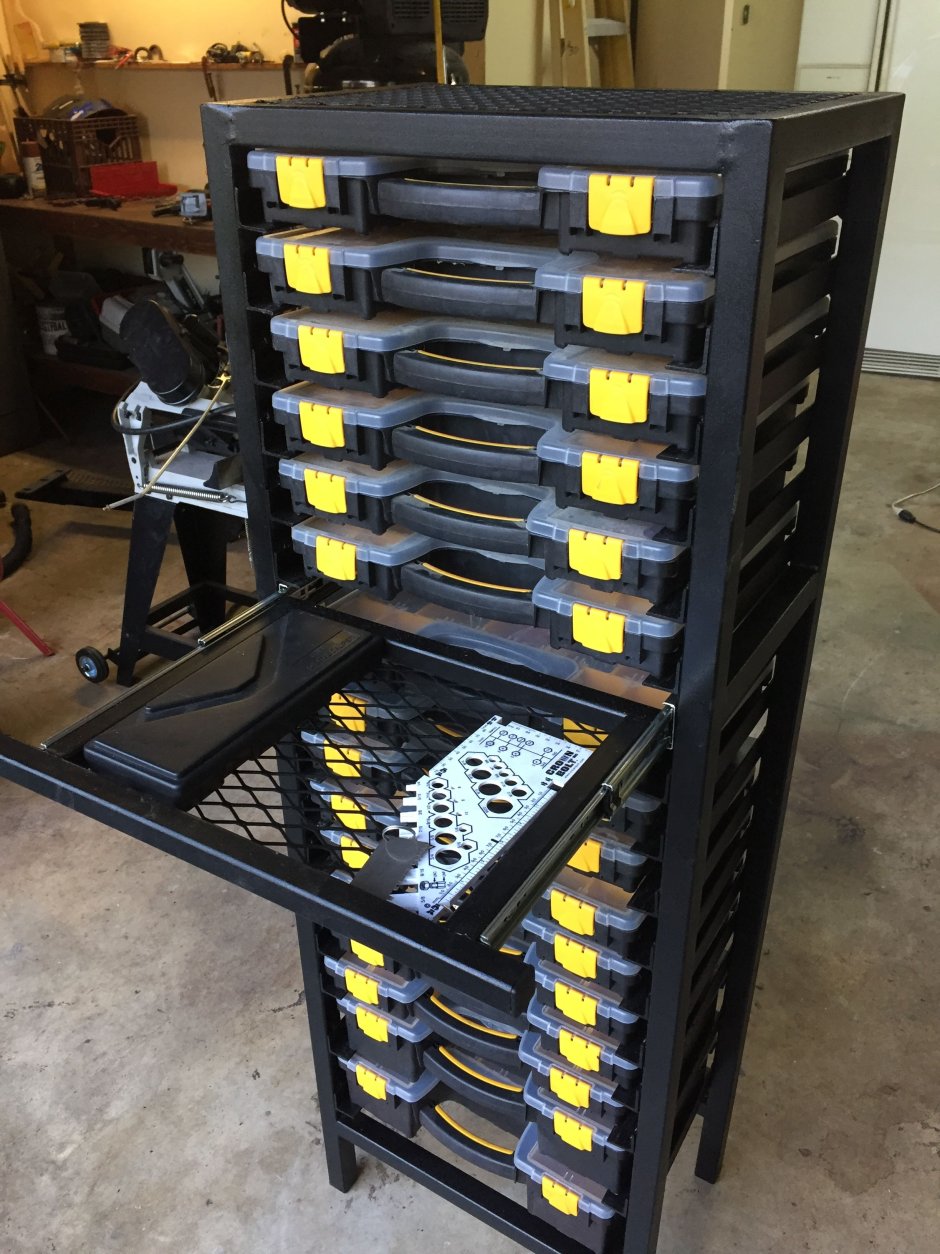 Стеллаж под инструмент на tbs2313