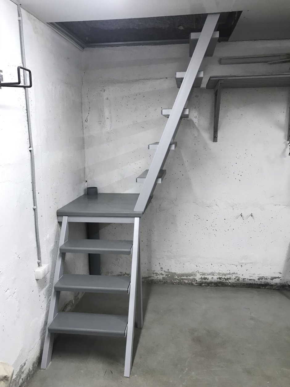 Лестница в гараже на второй этаж