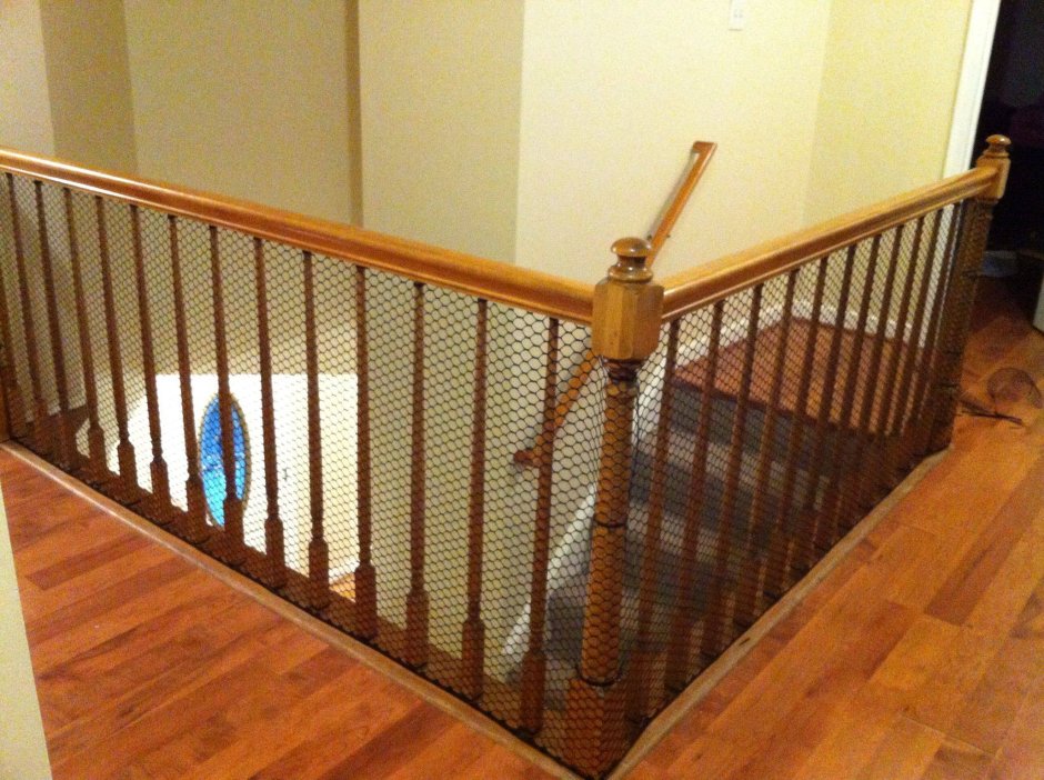 Заграждение на лестницу