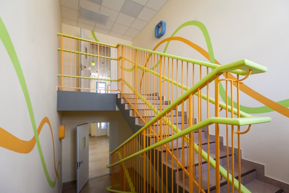 Ограждения лестниц в детских садах