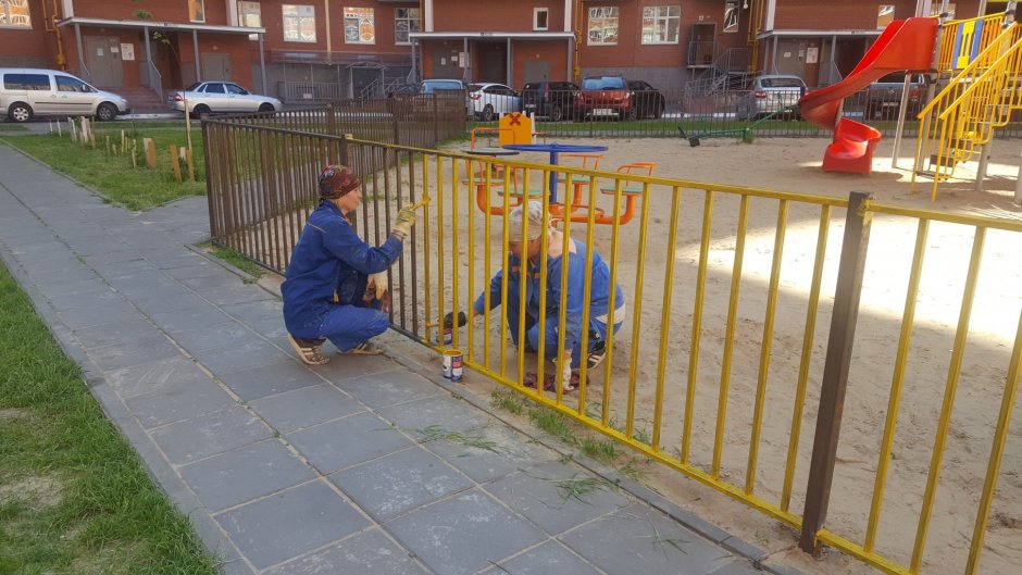 Креативное ограждение на детскую площадку