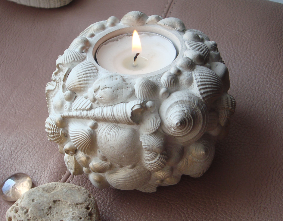 Вазы из гипса и цемента