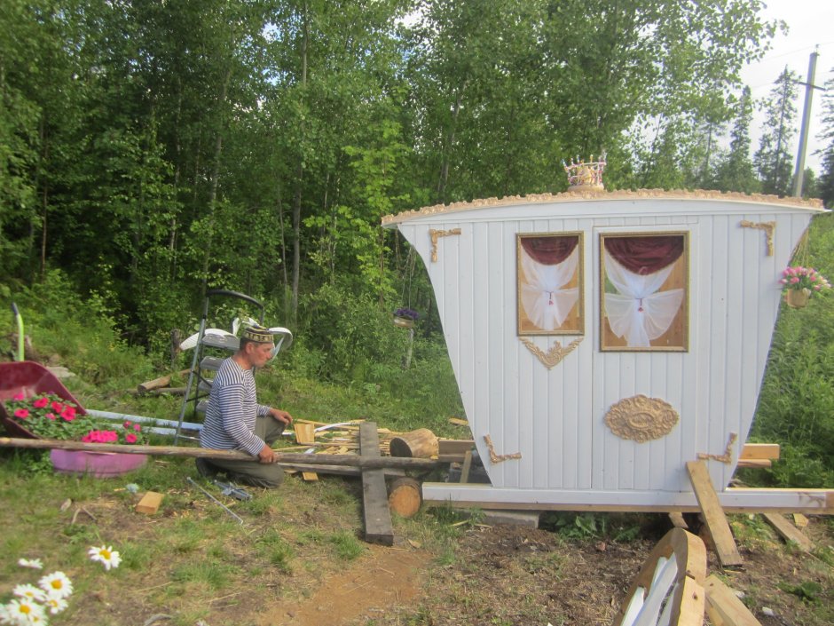 Дачный туалет с душем