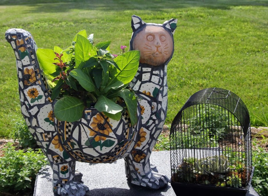 Фигуры для украшения сада