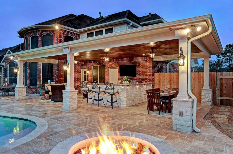 Терраса барбекю патио с барбекю