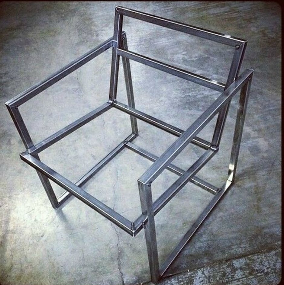 Складная кровать из дерева