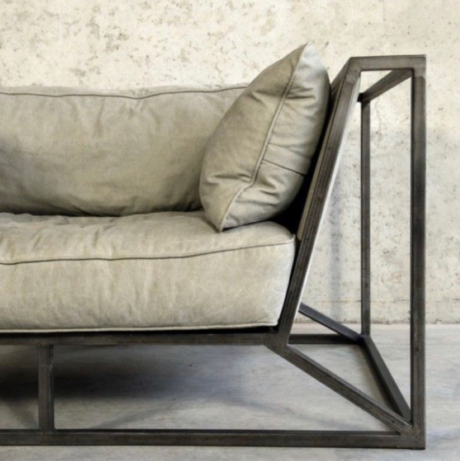 Мягкая мебель на металлическом каркасе