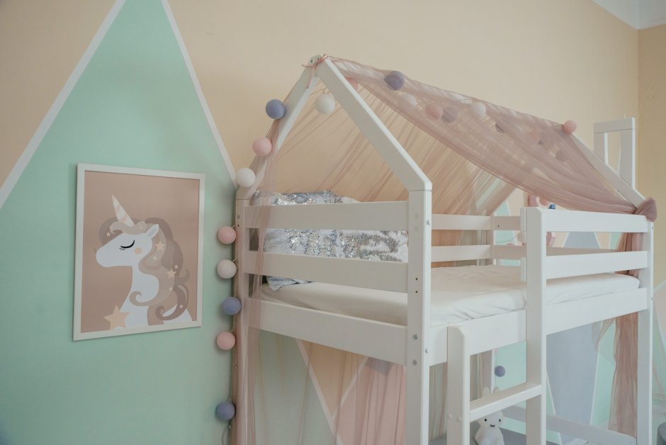 Кровать чердак домик Сканди