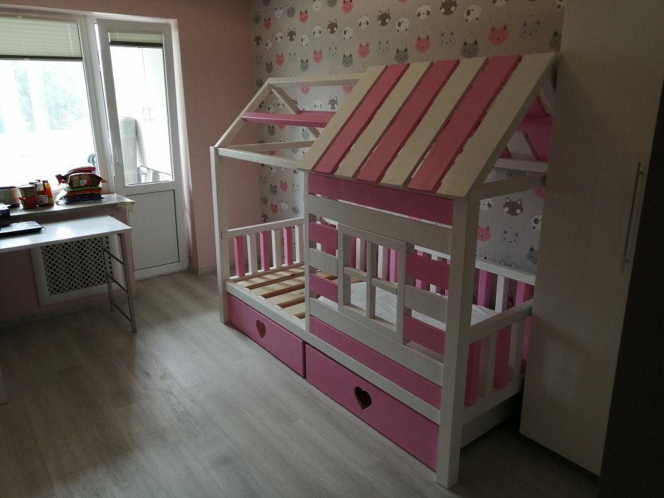 Двухэтажная кровать домик в стиле лофт