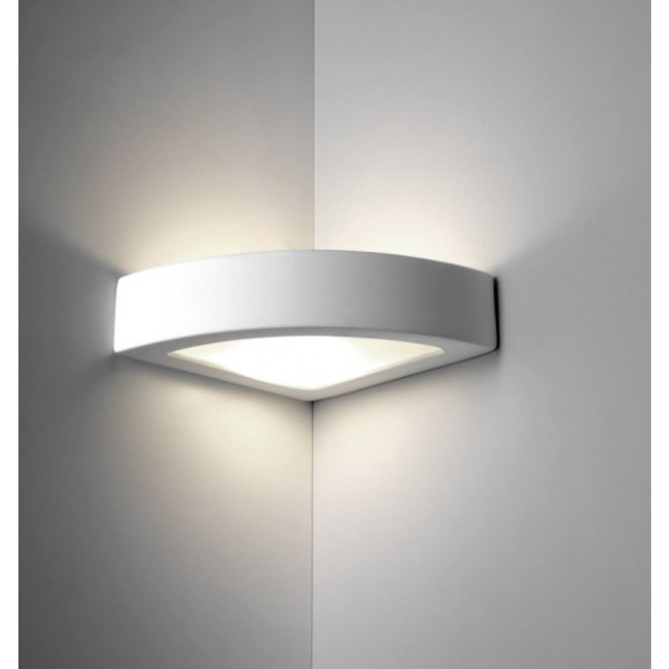 Светильник угловой настенный