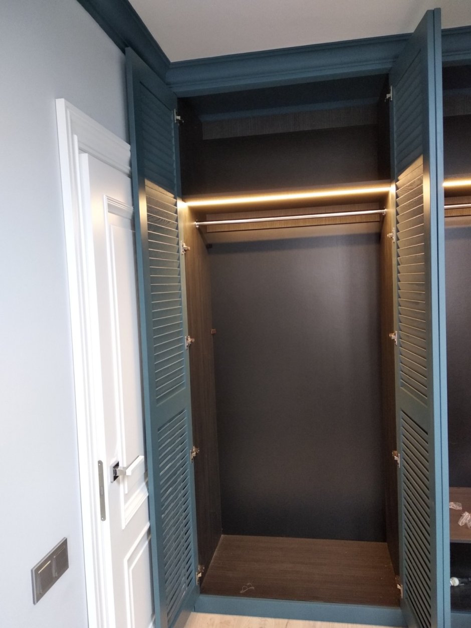 Мебельные жалюзи Рехау