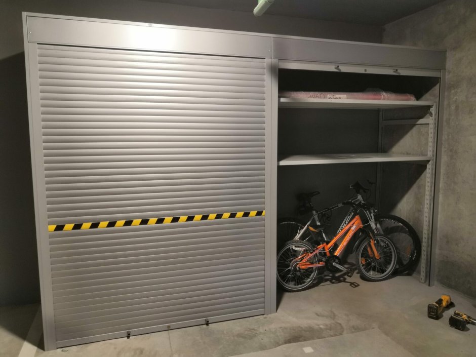 Жалюзийные двери для шкафа