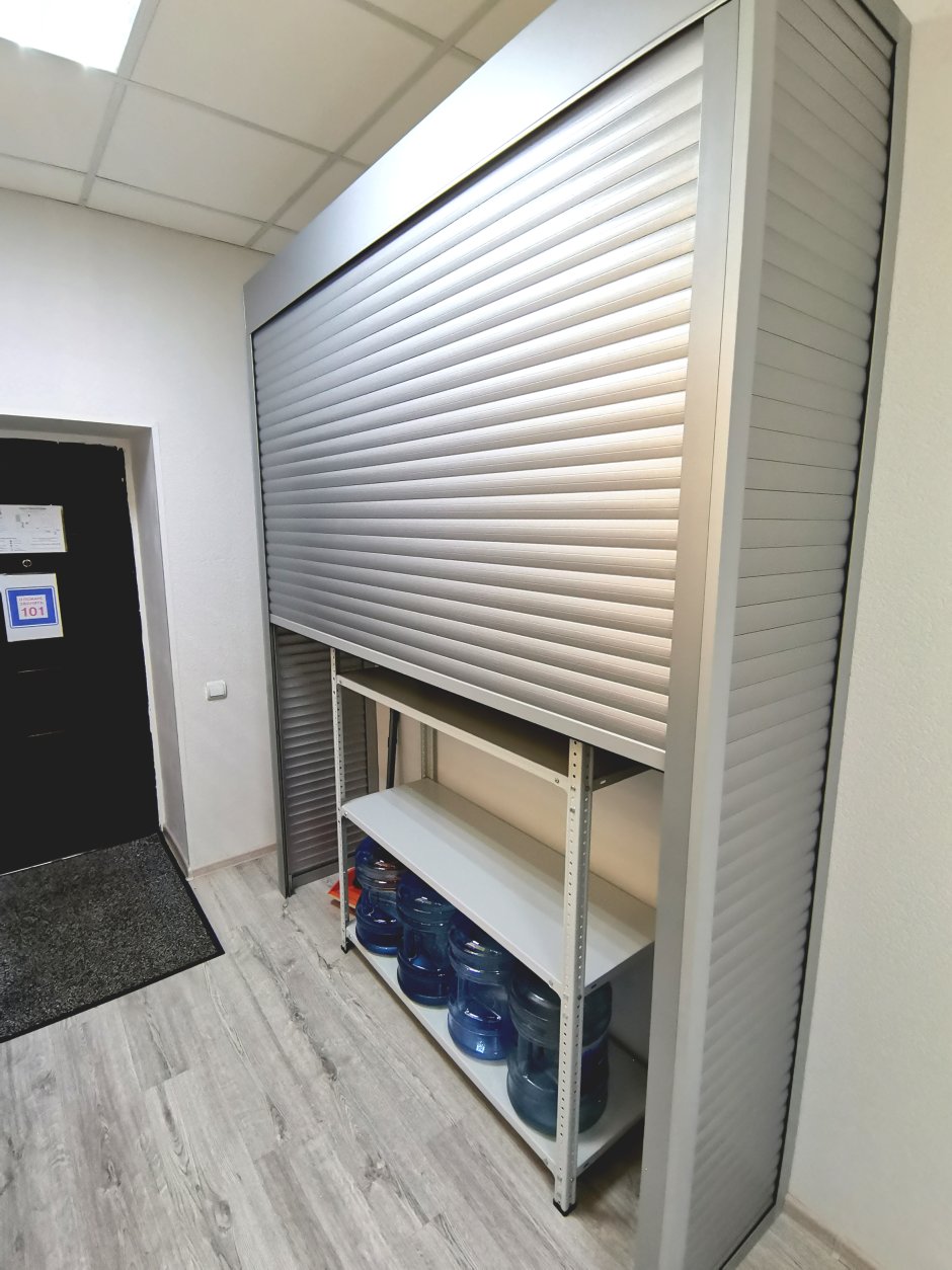 Роллетные шкафы в прихожую