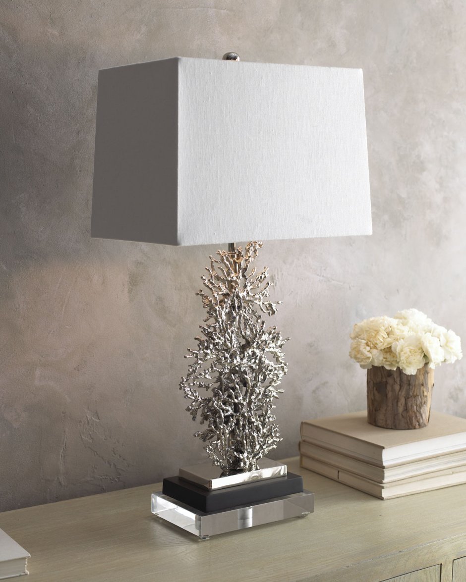 Светильник настольный интерьерный