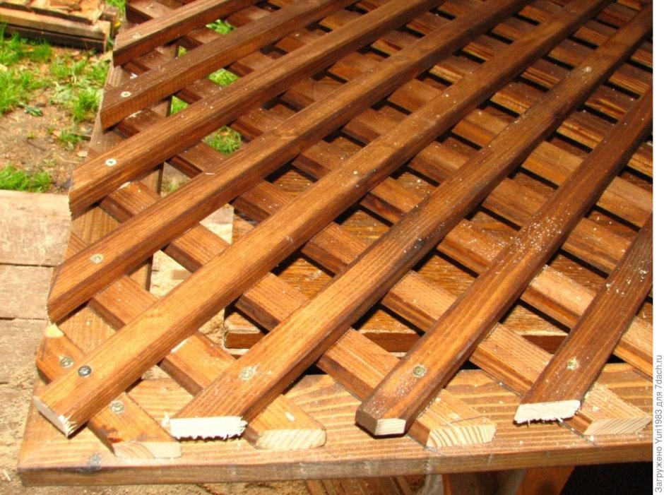 Решетка для террасы из дерева