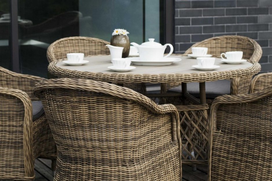 Мебель из ротанга круглая кровать