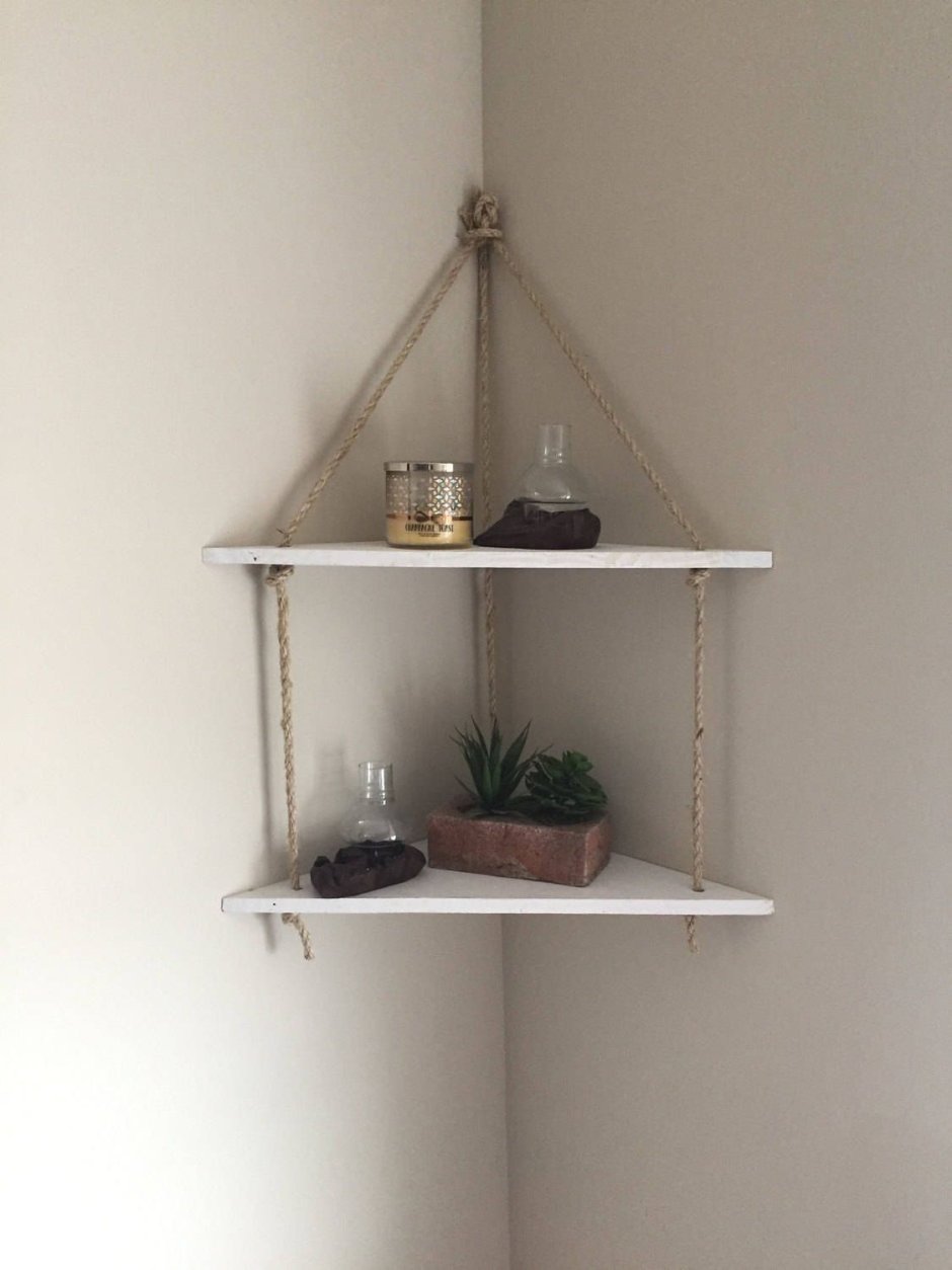 Угловая полка на канатах