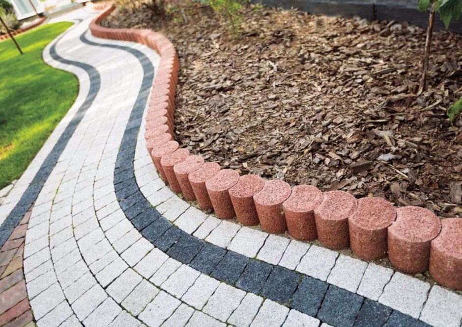 Бордюр из кирпича