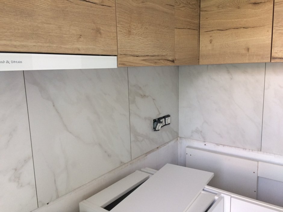 Кухонный фартук из керамогранита