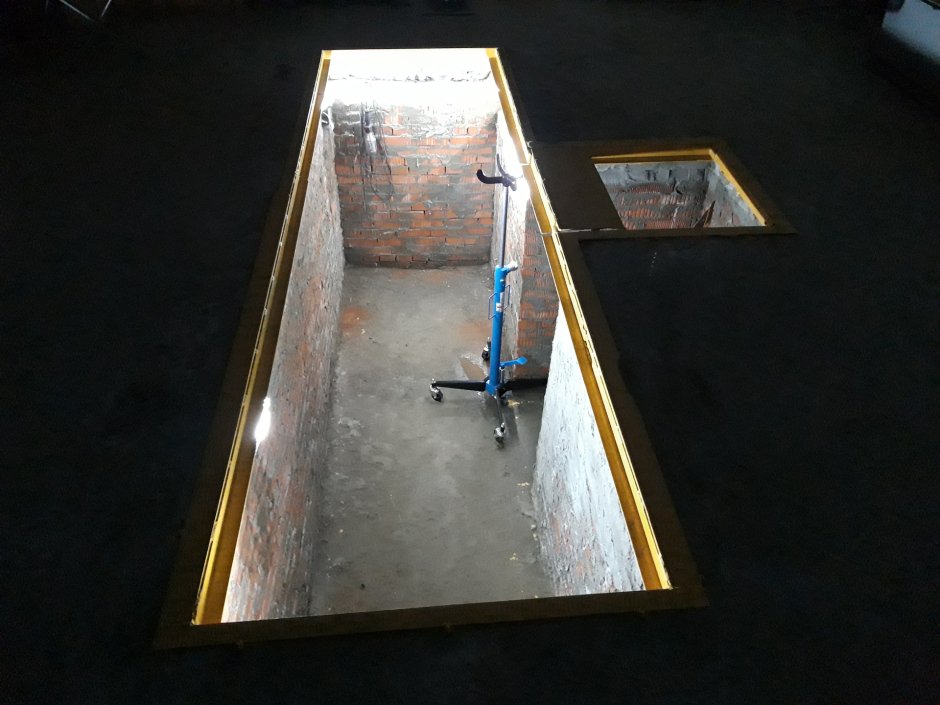 Светильник для смотровой ямы