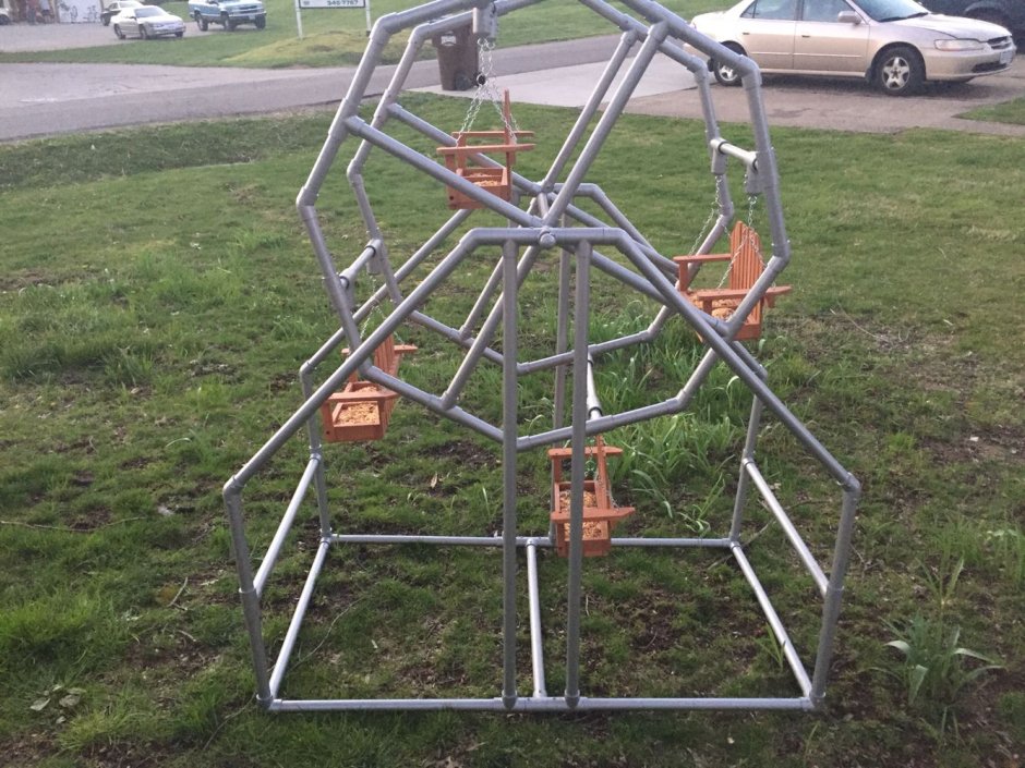 Детская площадка из ПВХ труб