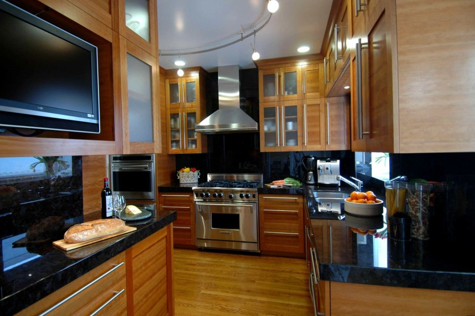 Встроенные шкафы с телевизором