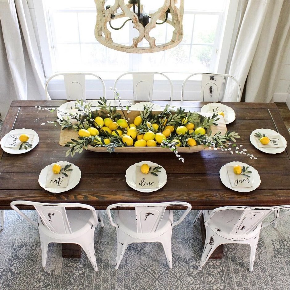 Круглый стол на кухню