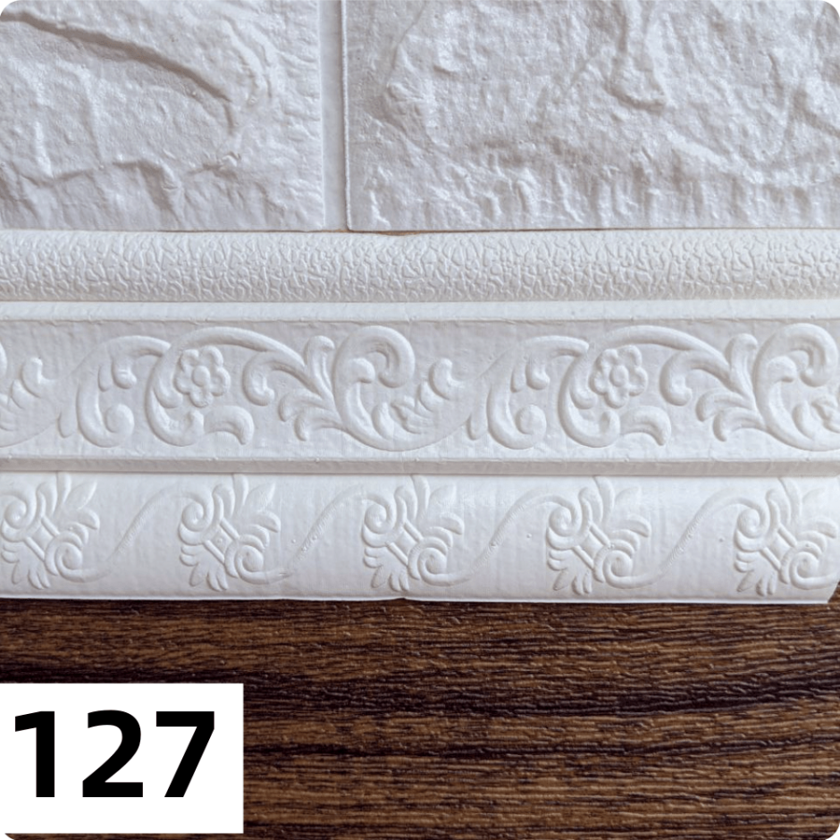 Пластиковые декоративные плинтуса