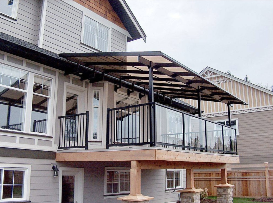 Веранда с балконом