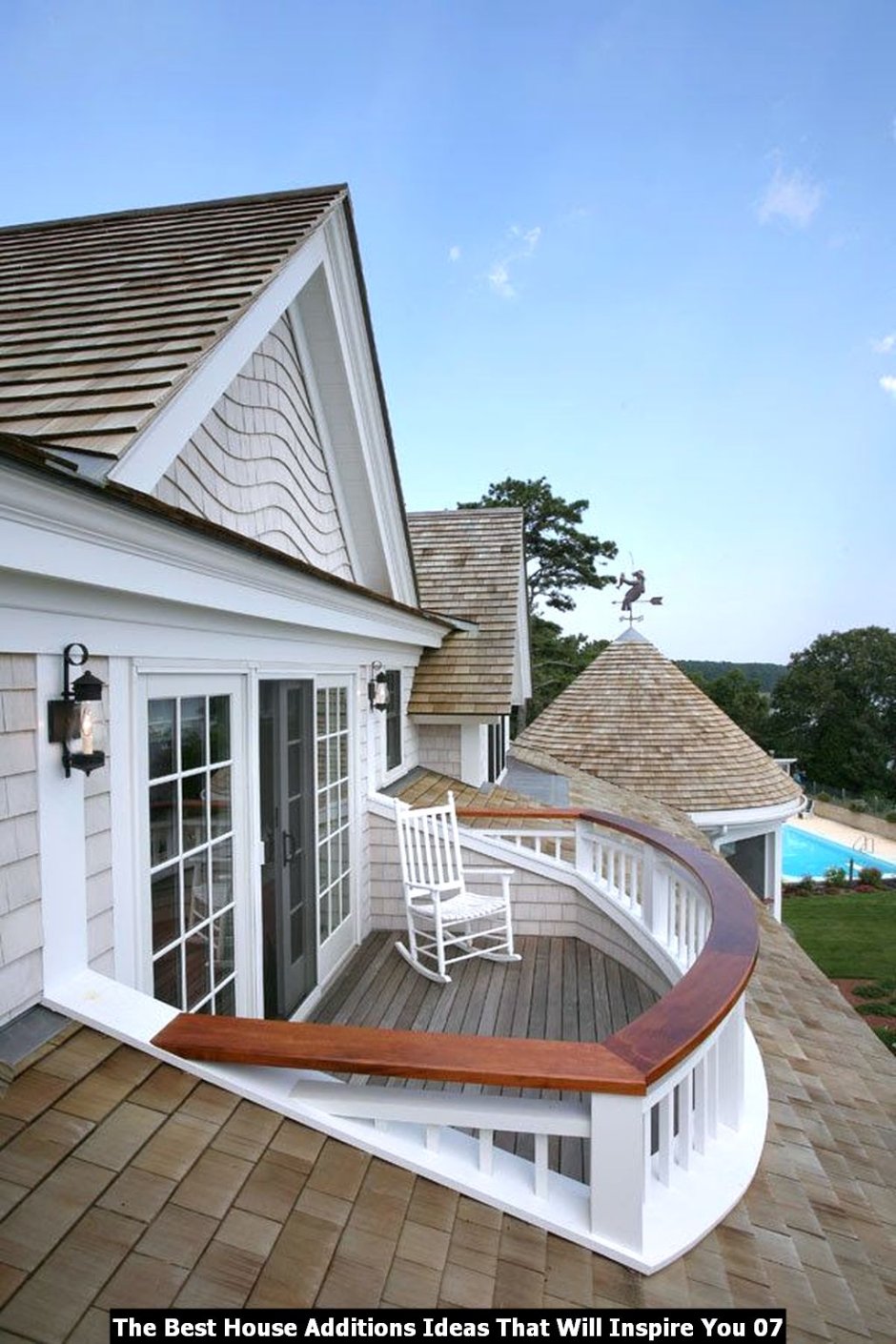 Маленькие открытые балконы