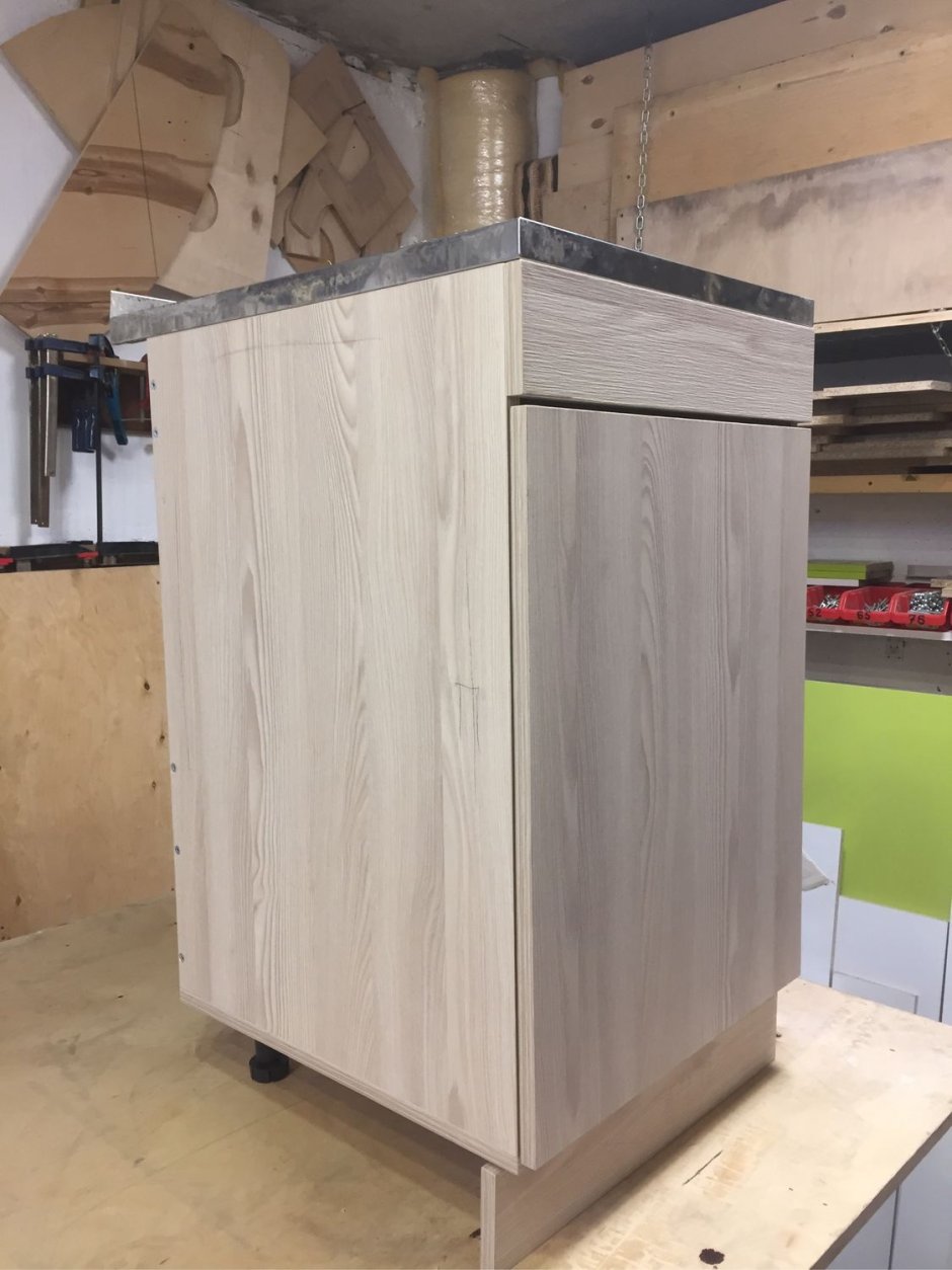 Умывальник на даче в доме