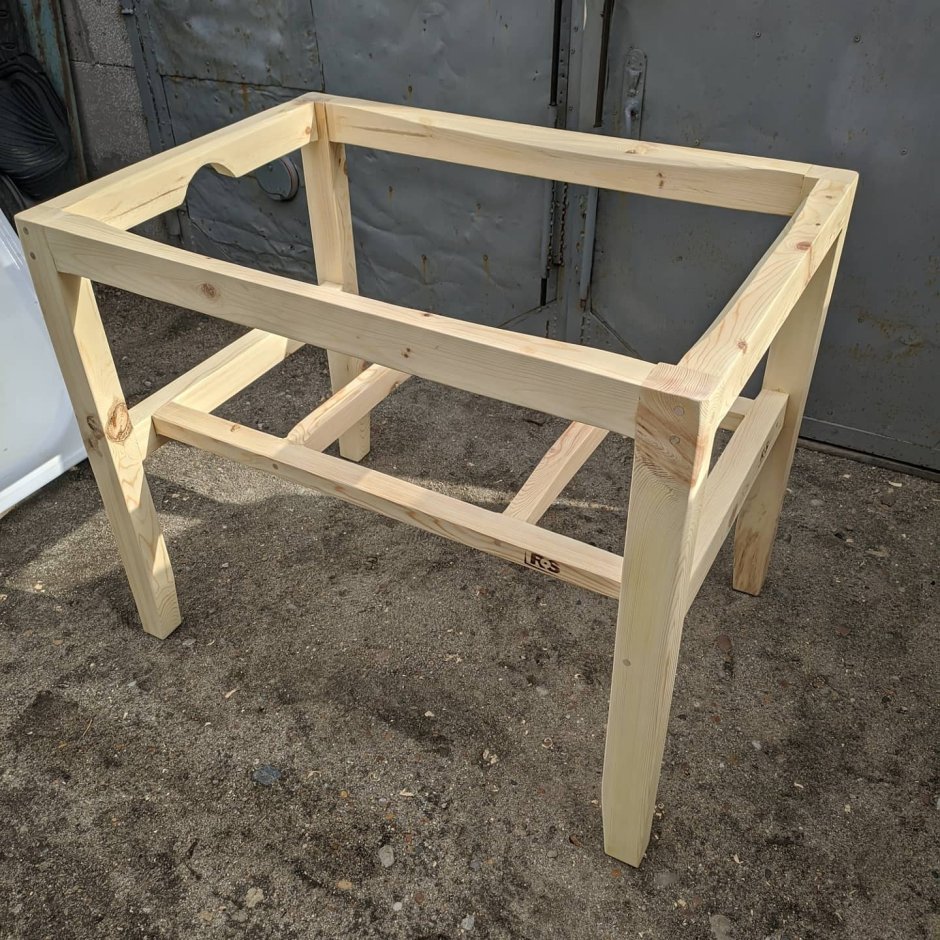 Деревянная подставка под раковину на кухню