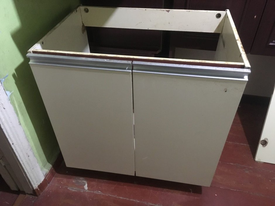 Подставка под раковину из дерева