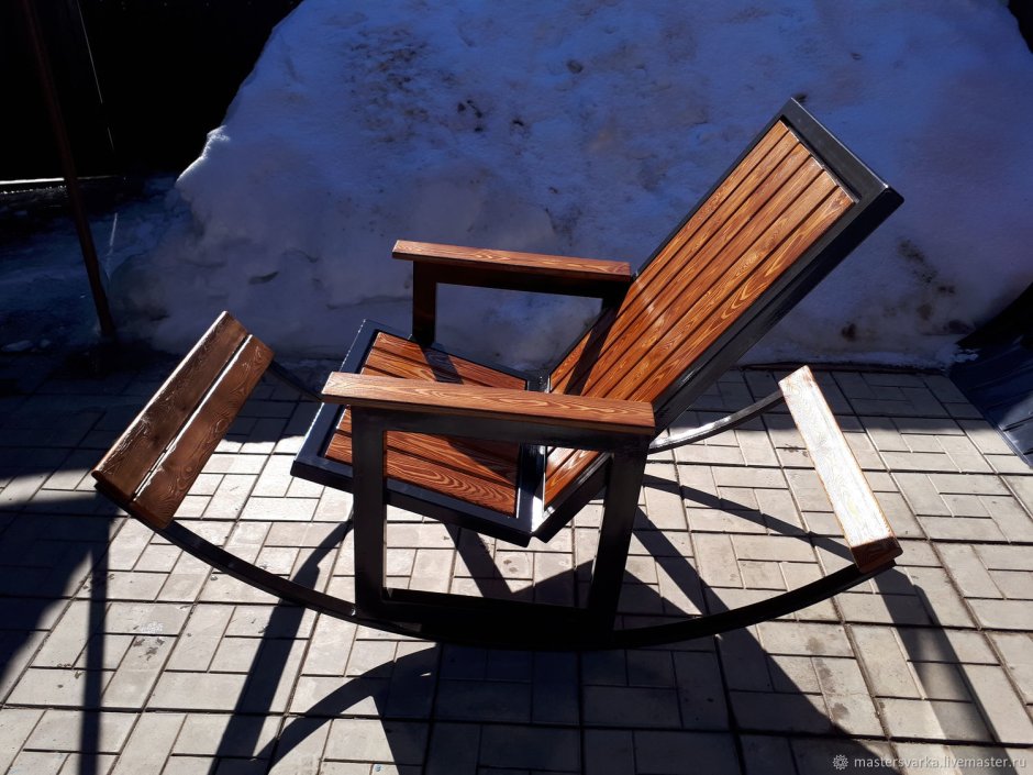 Кресло качалка из металла в стиле лофт